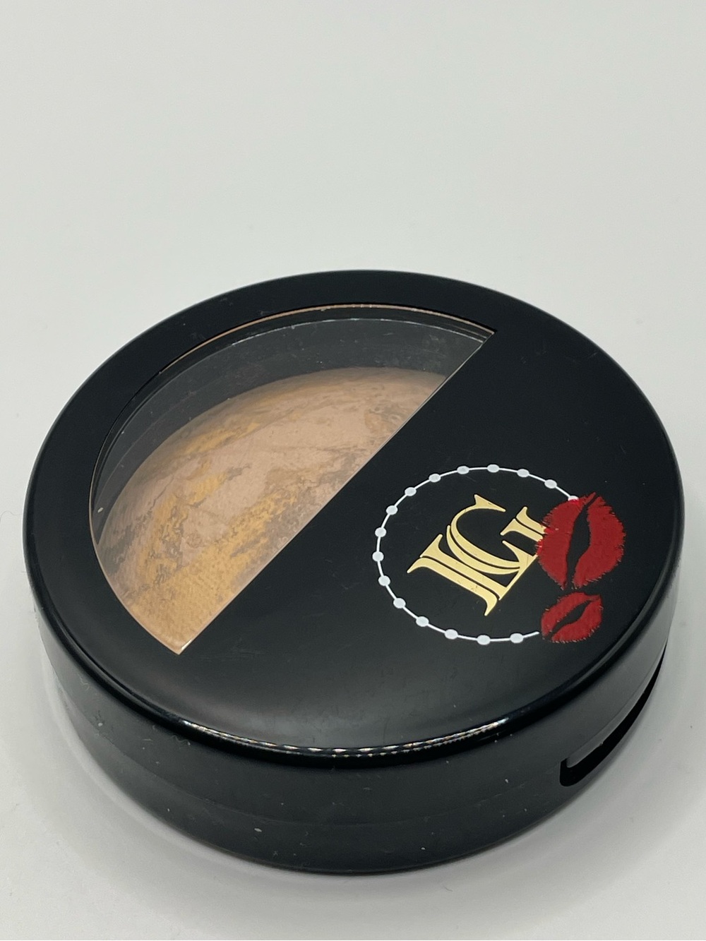 Laura Geller Baked Balance-N-Brighten Foundation Medium .32oz